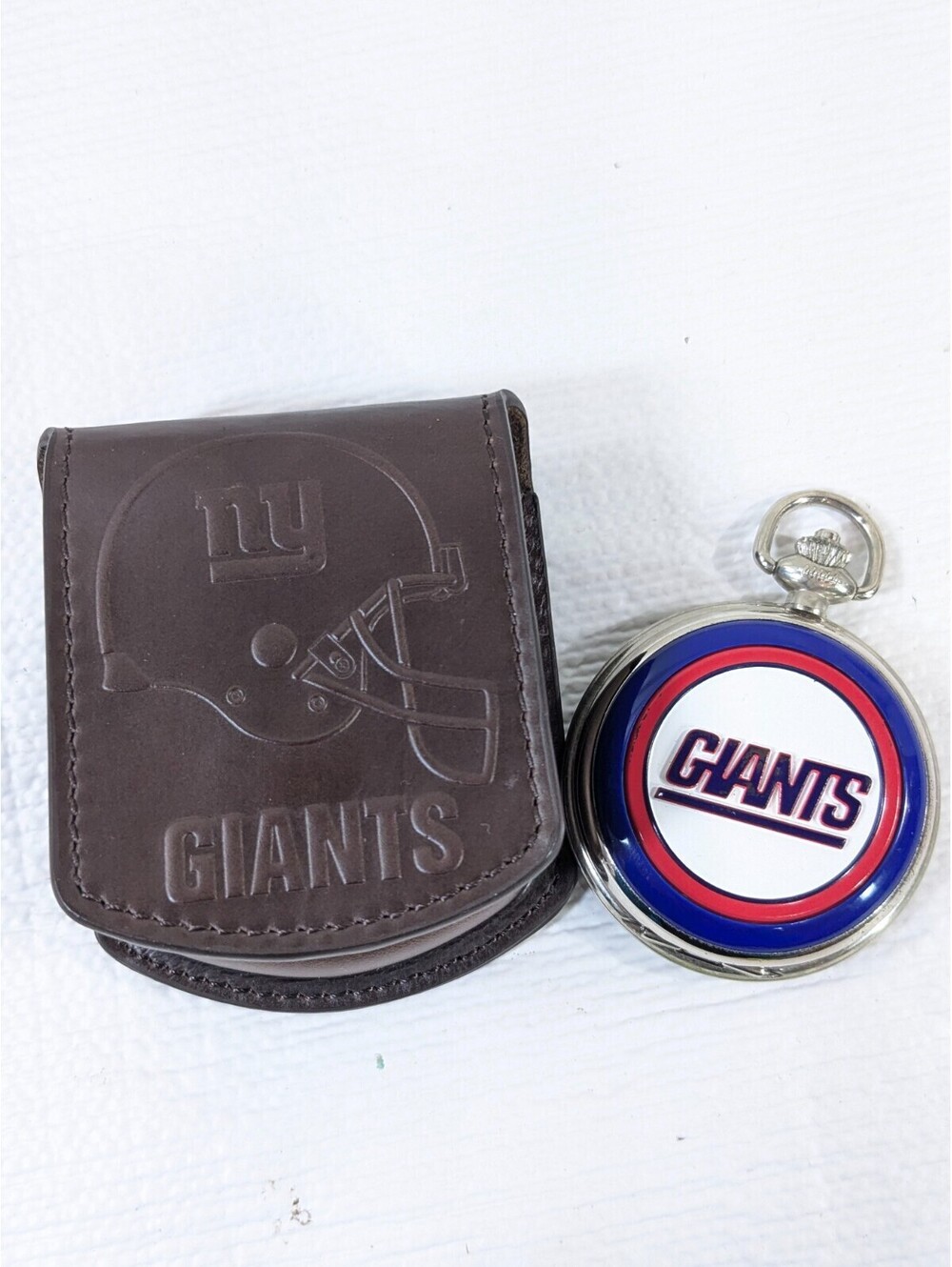 Danbury Mint NFL New York Giants Pocket Watch in Leather Case Belt Pouch